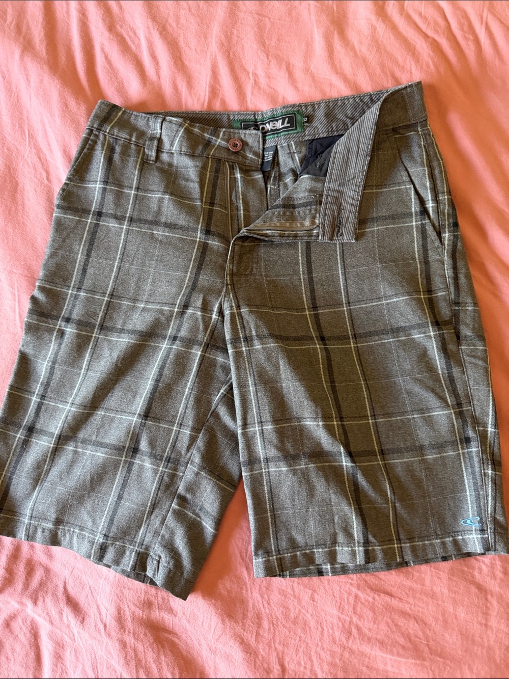 O'Neill Men's Brown Plaid Flat Front Shorts